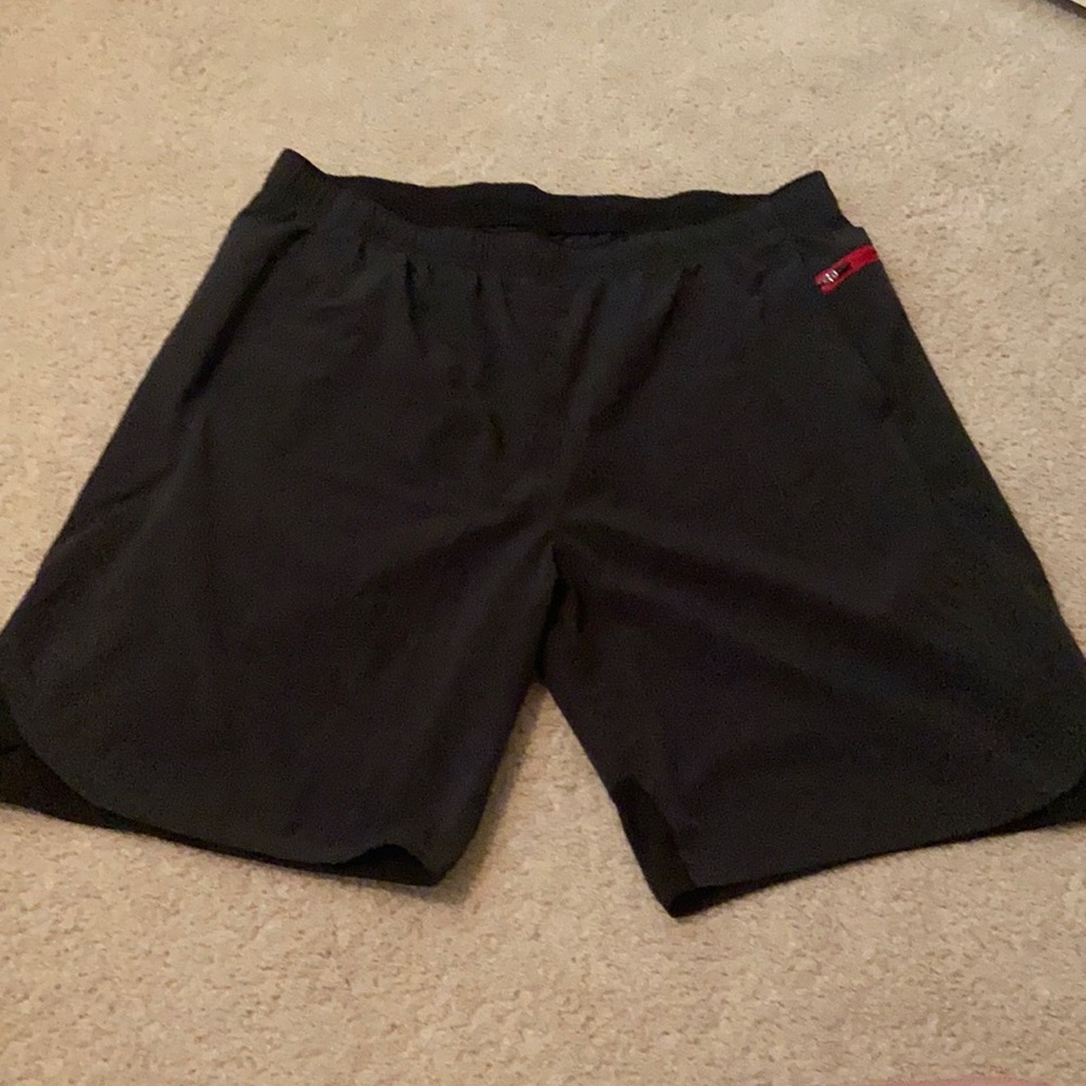 OLD NAVY MENS ATHLETIC SHORTS